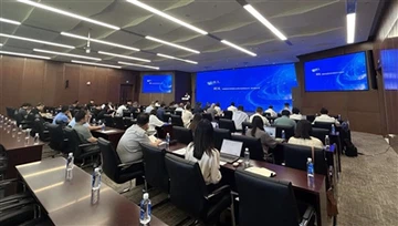 Mednarodni logistični razvojni seminar za kemične izdelke 2025 je bil uspešno izveden v Šanghaju